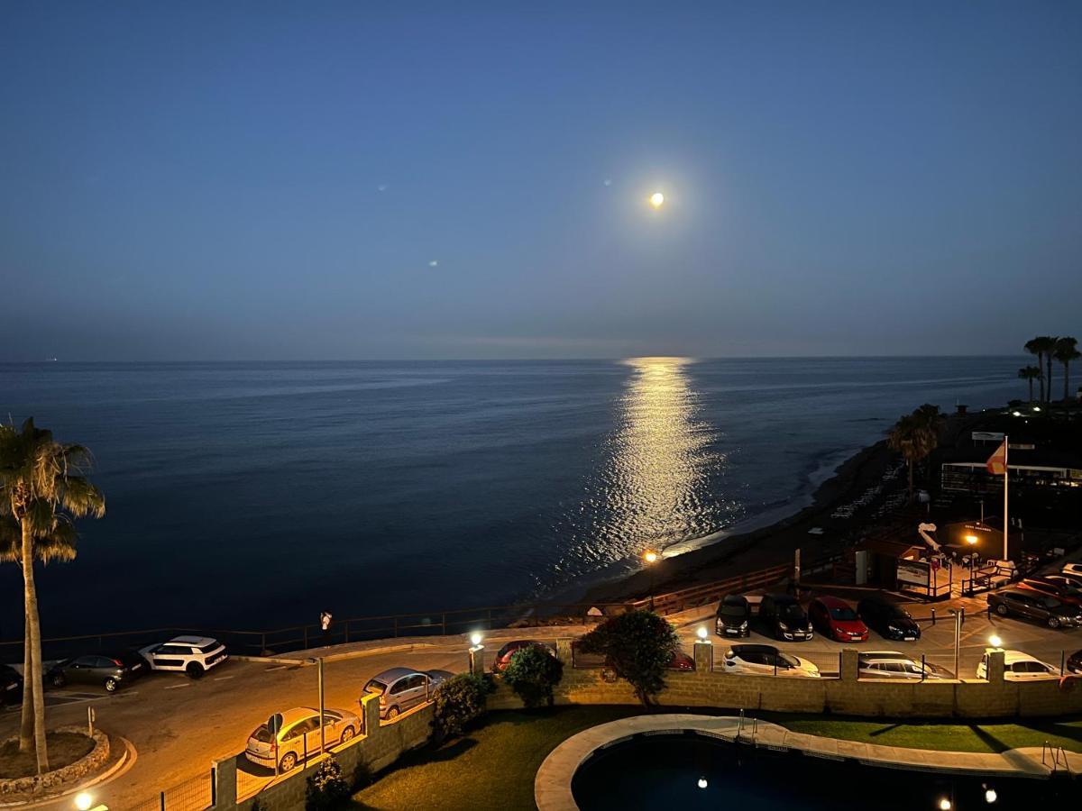 Ribera Playa Alhamar Apartment Sitio de Calahonda Exterior photo